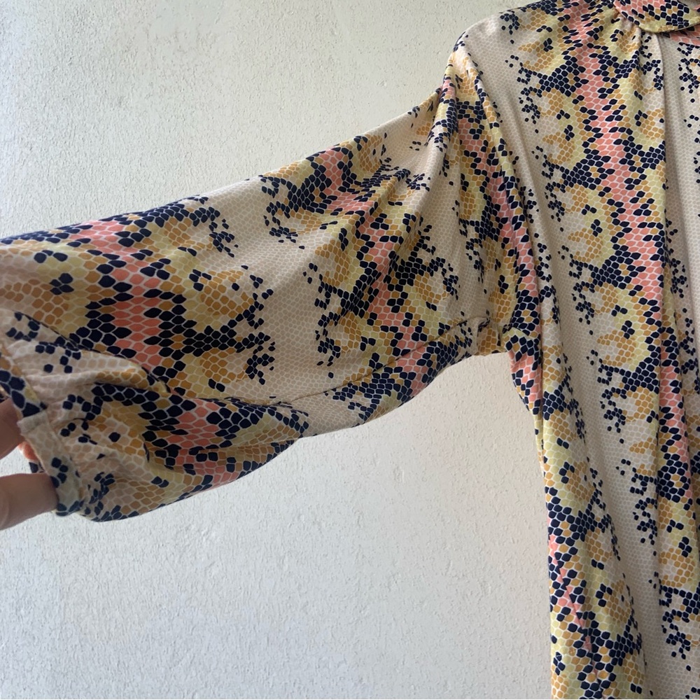 Anthropologie Patterned blouse - Picture 4 of 8
